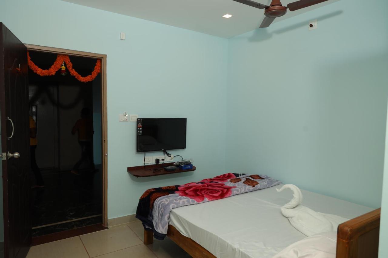Shree Manjushree Residency Hotel Udupi Esterno foto