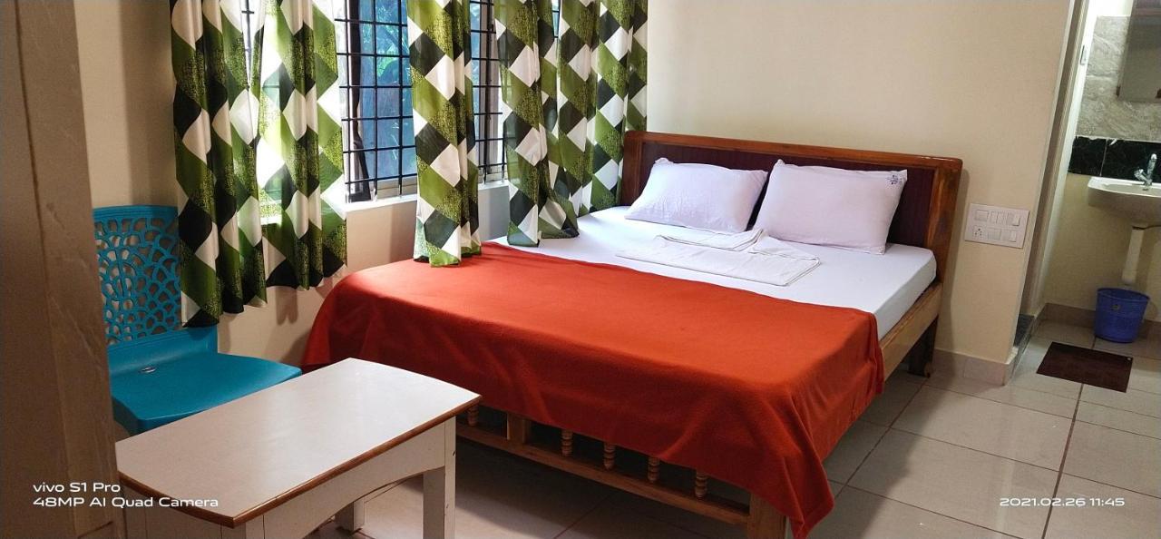 Shree Manjushree Residency Hotel Udupi Esterno foto
